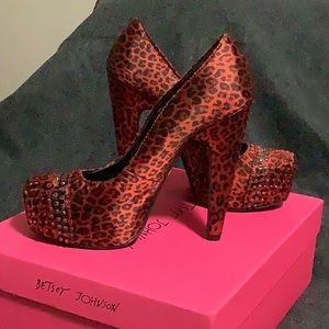 Betsey Johnson Majestee Heels